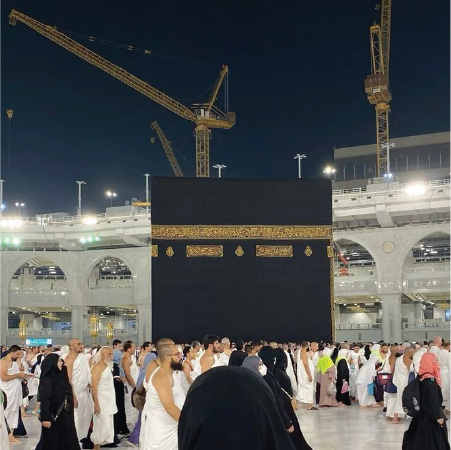 5-Star Umrah Packages for April 2026 - Cheap Umrah Packages